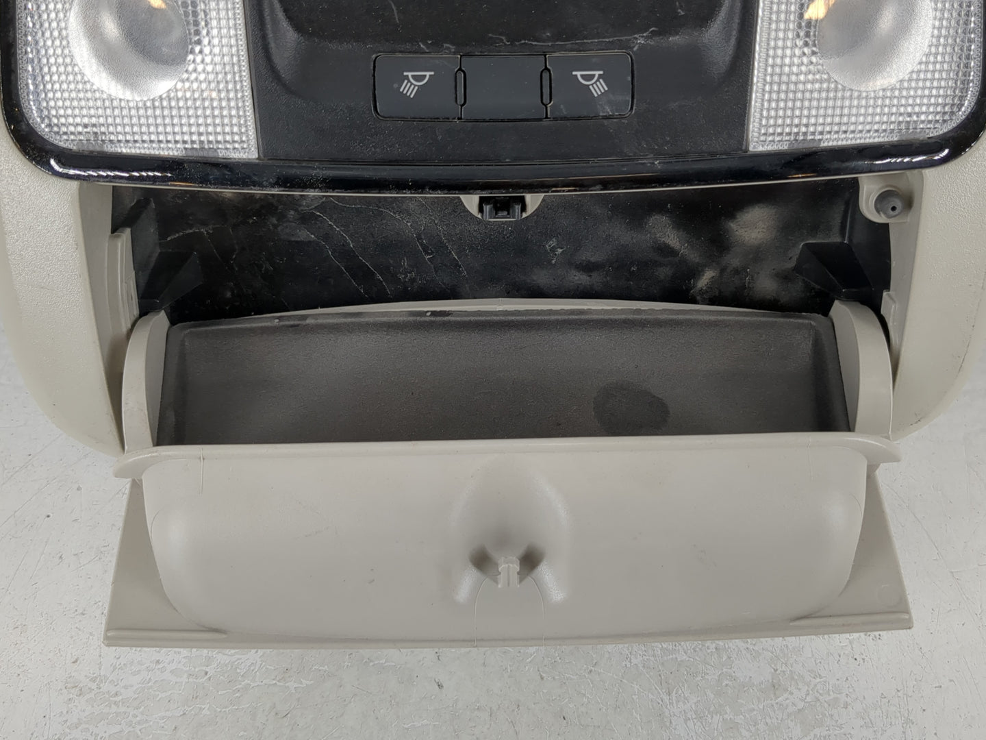 2021 Dodge Durango Overhead Roof Console - Oemusedautoparts1.com