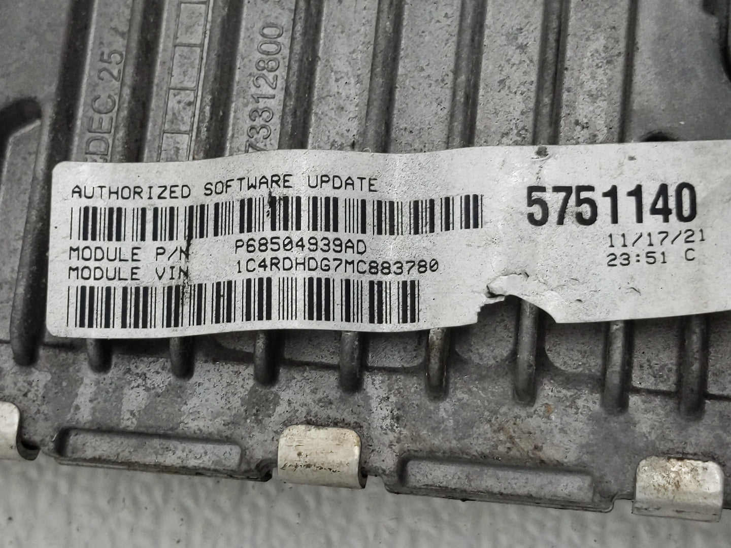 2020-2022 Dodge Durango PCM Engine Control Computer ECU ECM PCU OEM P/N:68434931AB Fits Fits 2020 2021 2022 OEM Used Auto Pa