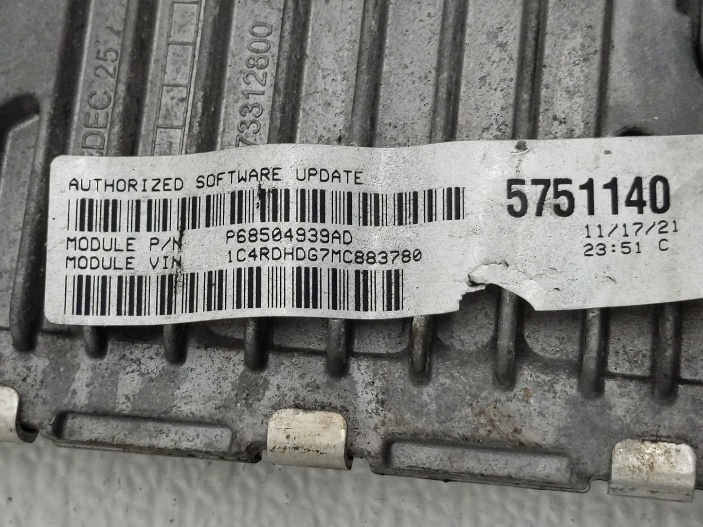 2020-2022 Dodge Durango PCM Engine Control Computer ECU ECM PCU OEM P/N:68434931AB Fits Fits 2020 2021 2022 OEM Used Auto Pa