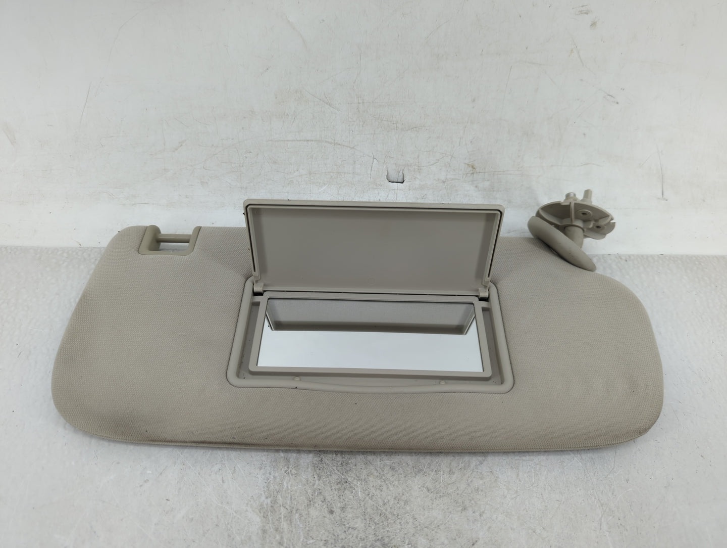 2011-2022 Dodge Durango Sun Visor Shade Replacement Passenger Right Mirror Fits OEM Used Auto Parts - Oemusedautoparts1.com