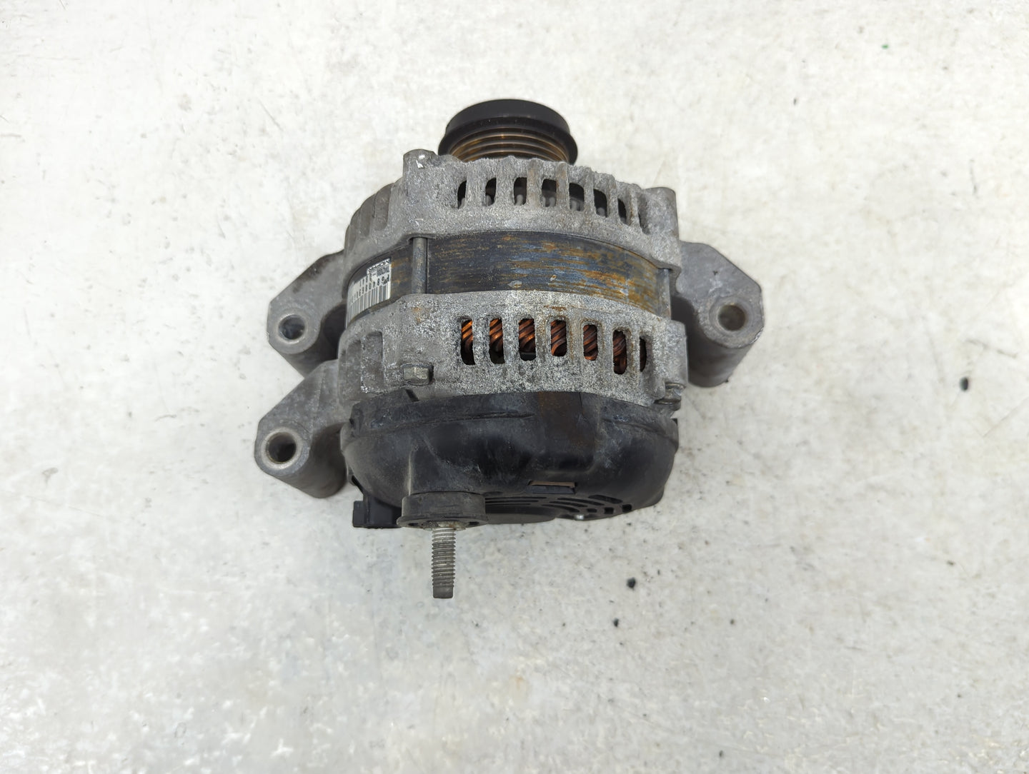 2021-2022 Dodge Durango Alternator Replacement Generator Charging Assembly Engine OEM P/N:68408690AB Fits Fits 2021 2022 OEM