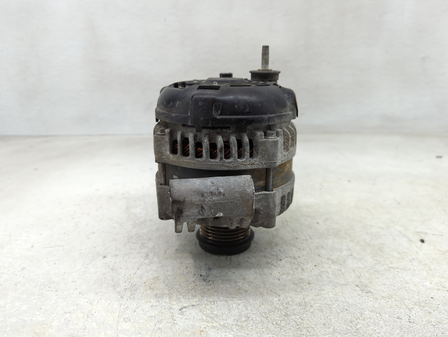 2021-2022 Dodge Durango Alternator Replacement Generator Charging Assembly Engine OEM P/N:68408690AB Fits Fits 2021 2022 OEM
