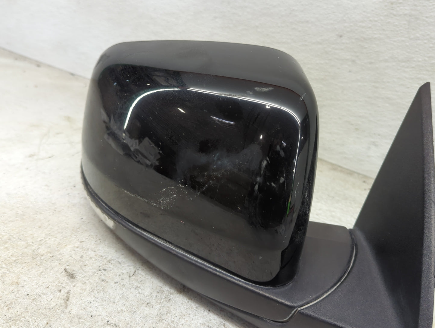 2011-2021 Dodge Durango Passenger Side View Mirror - Right Door Mirror OEM Used - Oemusedautoparts1.com