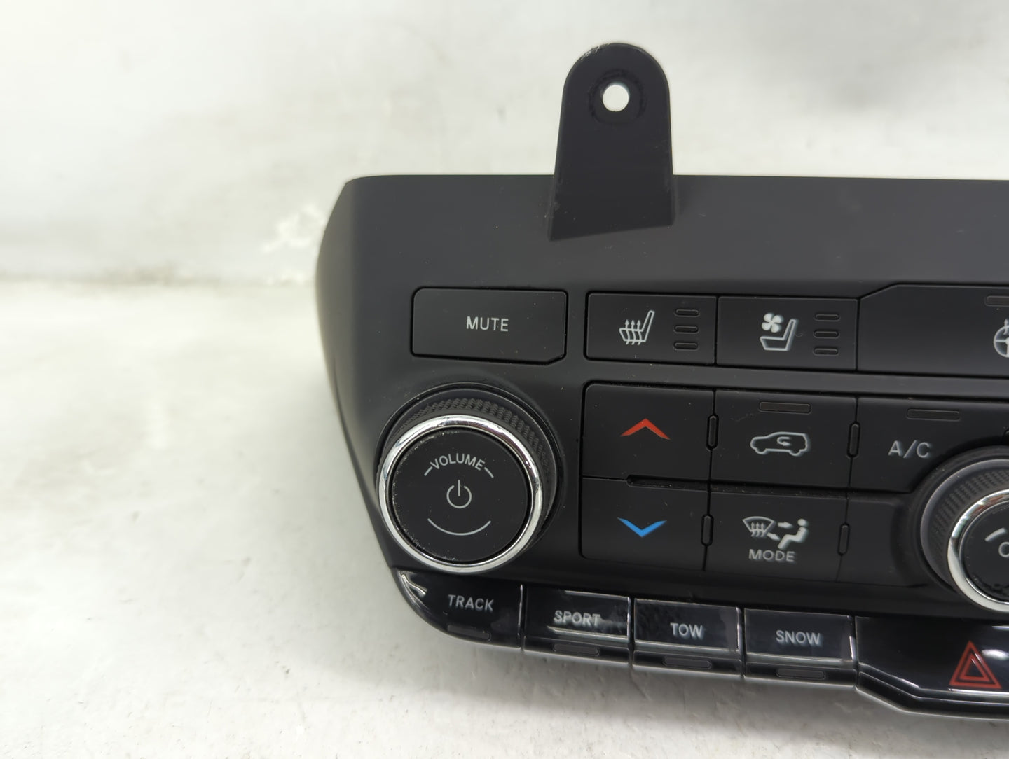 2021-2022 Dodge Durango Climate Control Module Temperature AC/Heater Replacement P/N:P68465679AB 17036489-02 Fits Fits 2021 