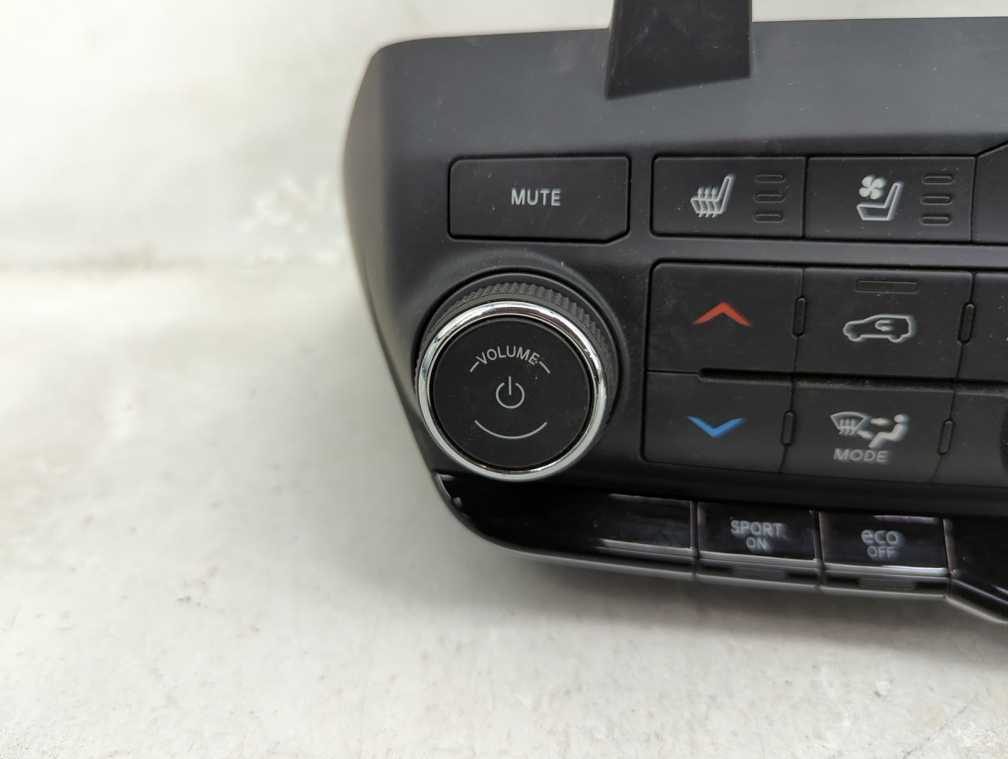 2021-2022 Dodge Durango Climate Control Module Temperature AC/Heater Replacement P/N:P68465676AB 68465676AB Fits Fits 2021 2