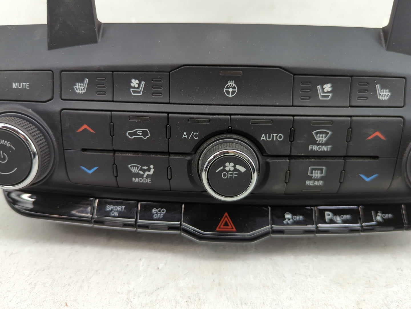 2021-2022 Dodge Durango Climate Control Module Temperature AC/Heater Replacement P/N:P68465676AB 68465676AB Fits Fits 2021 2