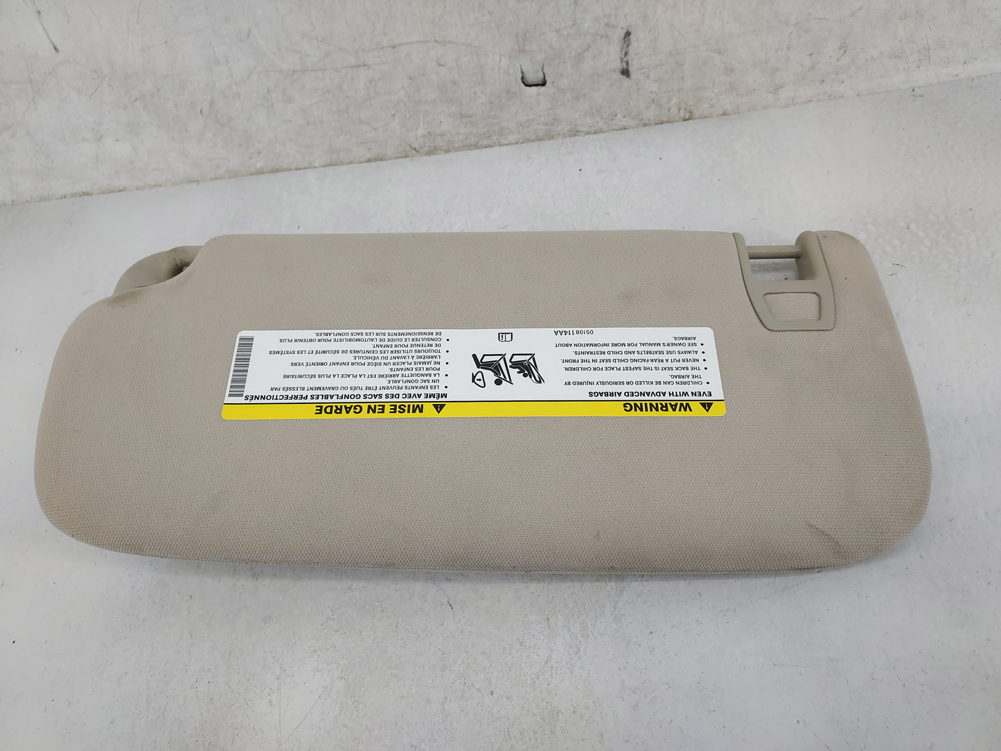 2011-2022 Dodge Durango Sun Visor Shade Replacement Passenger Right Mirror Fits OEM Used Auto Parts - Oemusedautoparts1.com