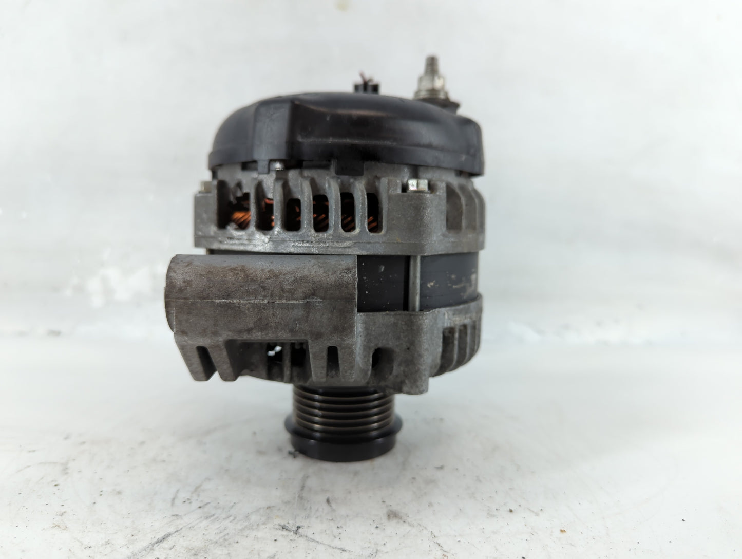 2021-2022 Dodge Durango Alternator Replacement Generator Charging Assembly Engine OEM P/N:P68408690AB Fits Fits 2021 2022 OE