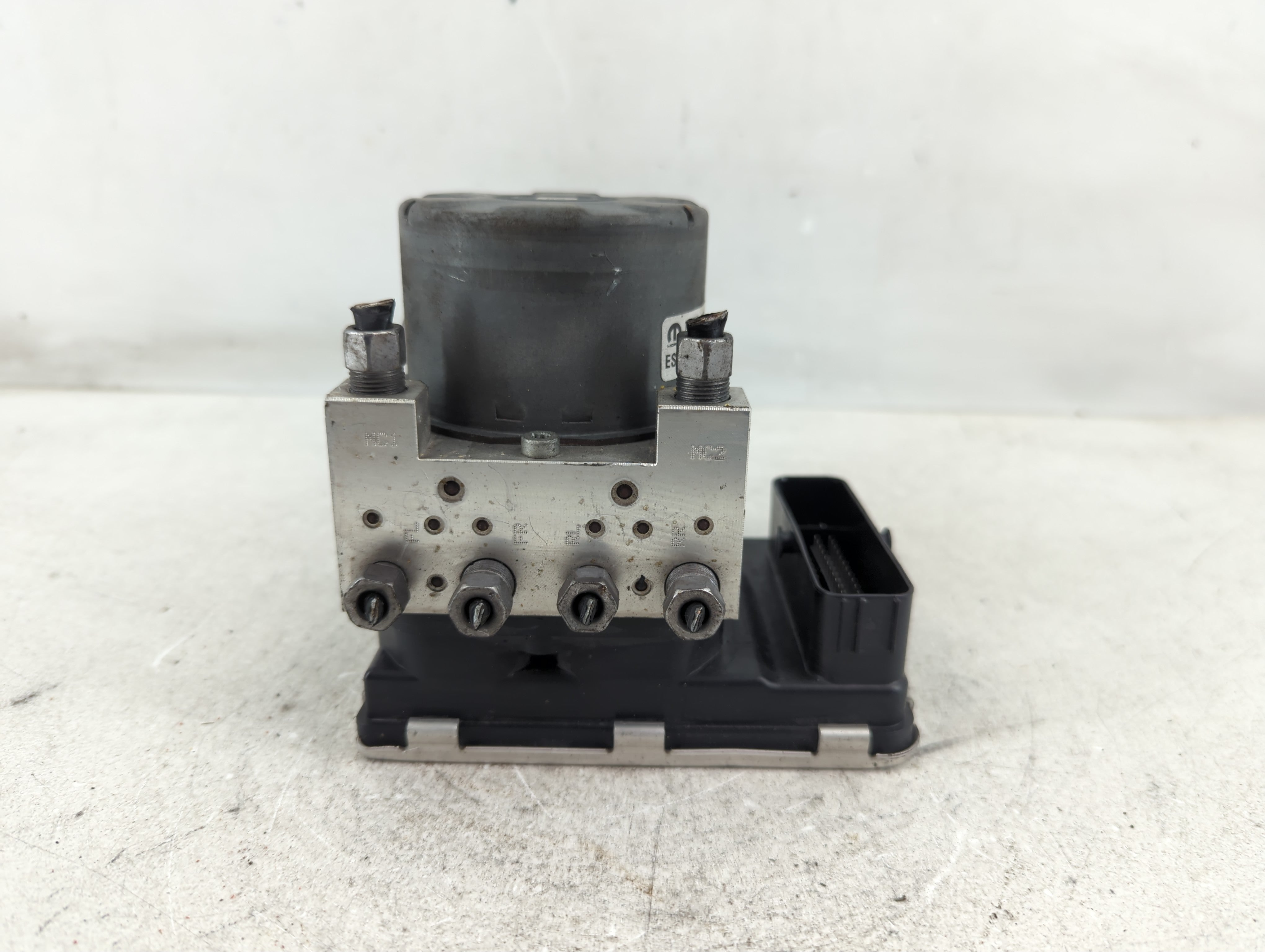2021 Dodge Ram 1500 ABS Pump Control Module Replacement P/N:P68438453A ...