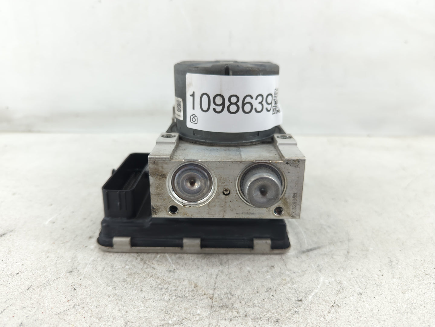 2021 Dodge Ram 1500 ABS Pump Control Module Replacement P/N:P68438453AD Fits Fits 2019 2020 2022 OEM Used Auto Parts - Oemus