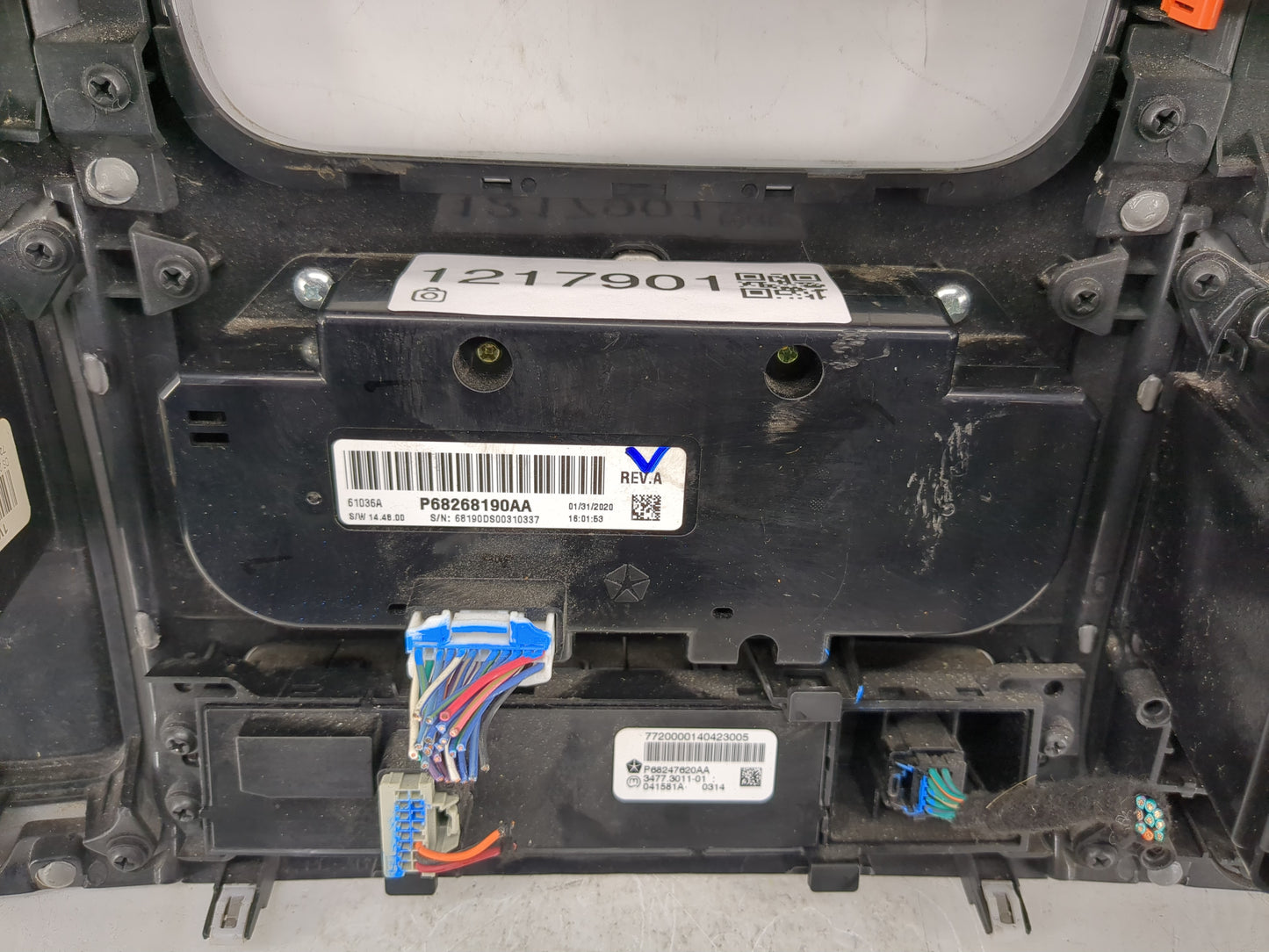 2021 Dodge Ram 1500 Climate Control Module Temperature AC/Heater Replacement P/N:P68268190AA Fits OEM Used Auto Parts - Oemu