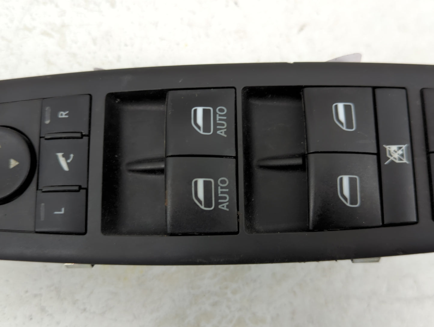 2021 Dodge Ram 1500 Master Power Window Switch Replacement Driver Side Left P/N:686262252AC Fits OEM Used Auto Parts - Oemus
