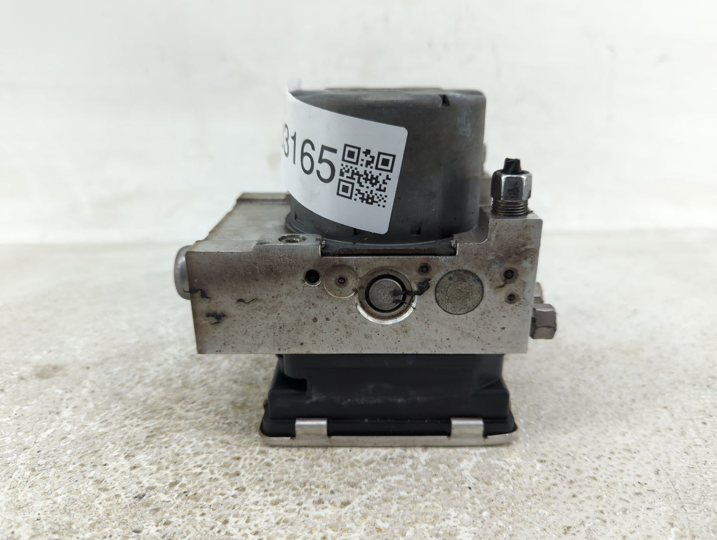 2021 Dodge Ram 1500 ABS Pump Control Module Replacement P/N:68438453AD Fits Fits 2019 2020 2022 OEM Used Auto Parts - Oemuse