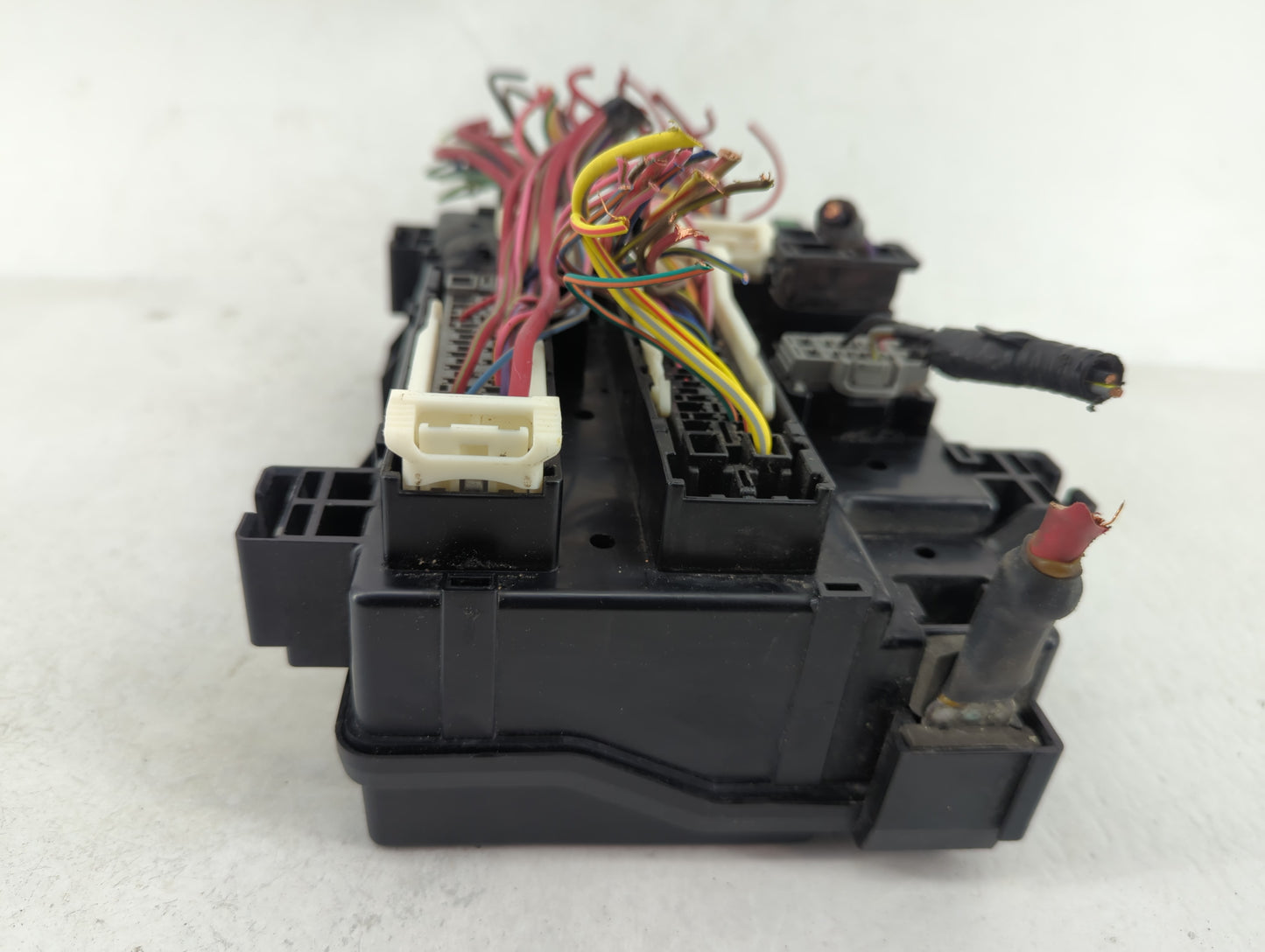 2021 Dodge Ram 1500 Fusebox Fuse Box Panel Relay Module P/N:88322371ADB Fits OEM Used Auto Parts - Oemusedautoparts1.com