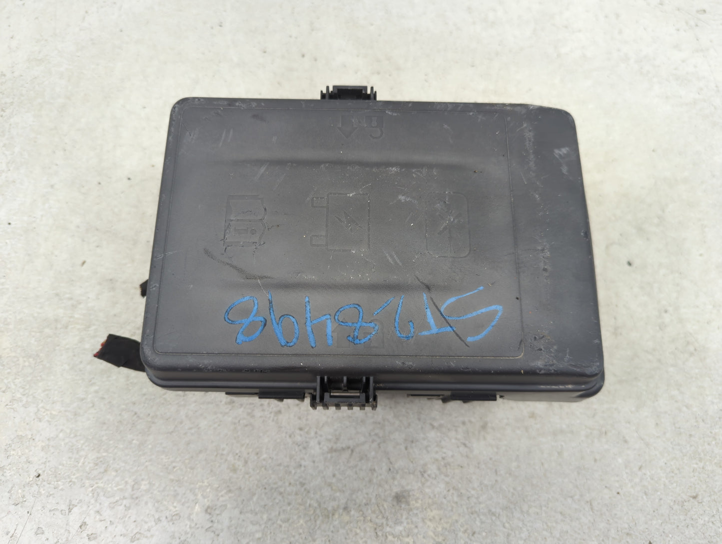 2021 Dodge Ram 1500 Fusebox Fuse Box Panel Relay Module Fits OEM Used Auto Parts - Oemusedautoparts1.com