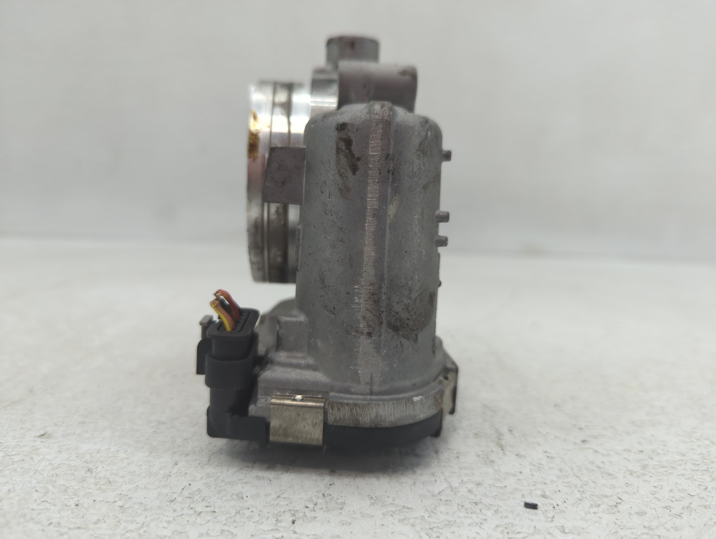 2021 Dodge Ram 1500 Throttle Body P/N:05184349AF Fits Fits 2011 2012 2013 2014 2015 2016 2017 2018 2019 2020 2022 OEM Used A