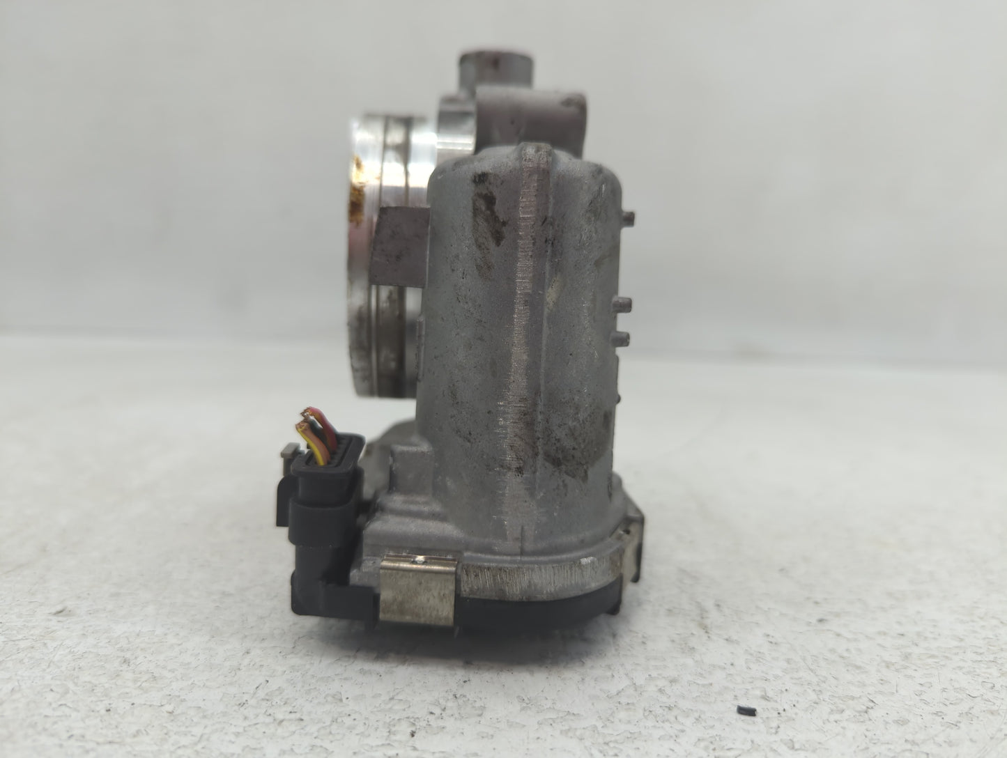 2021 Dodge Ram 1500 Throttle Body P/N:05184349AF Fits Fits 2011 2012 2013 2014 2015 2016 2017 2018 2019 2020 2022 OEM Used A