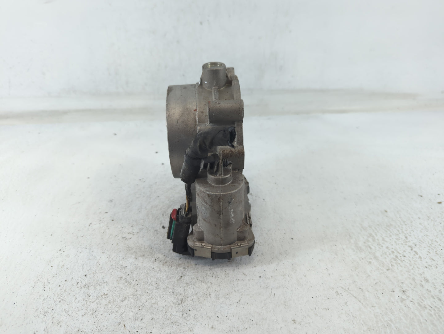 2021 Dodge Ram 1500 Throttle Body P/N:53034251AD Fits Fits 2012 2013 2014 2015 2016 2017 2018 2019 2020 2022 OEM Used Auto P