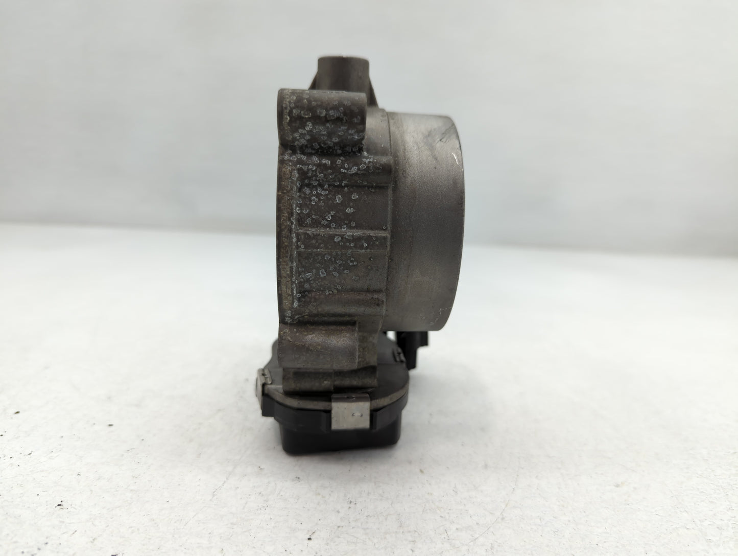 2021 Dodge Ram 1500 Throttle Body P/N:53034251AD Fits Fits 2012 2013 2014 2015 2016 2017 2018 2019 2020 2022 OEM Used Auto P