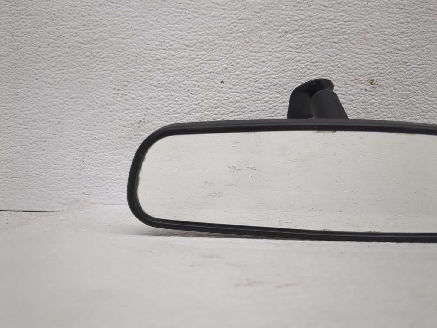 2021 Dodge Ram 2500 Interior Rear View Mirror Replacement OEM P/N:E11015617 Fits Fits 2017 2018 2019 2020 2022 OEM Used Auto