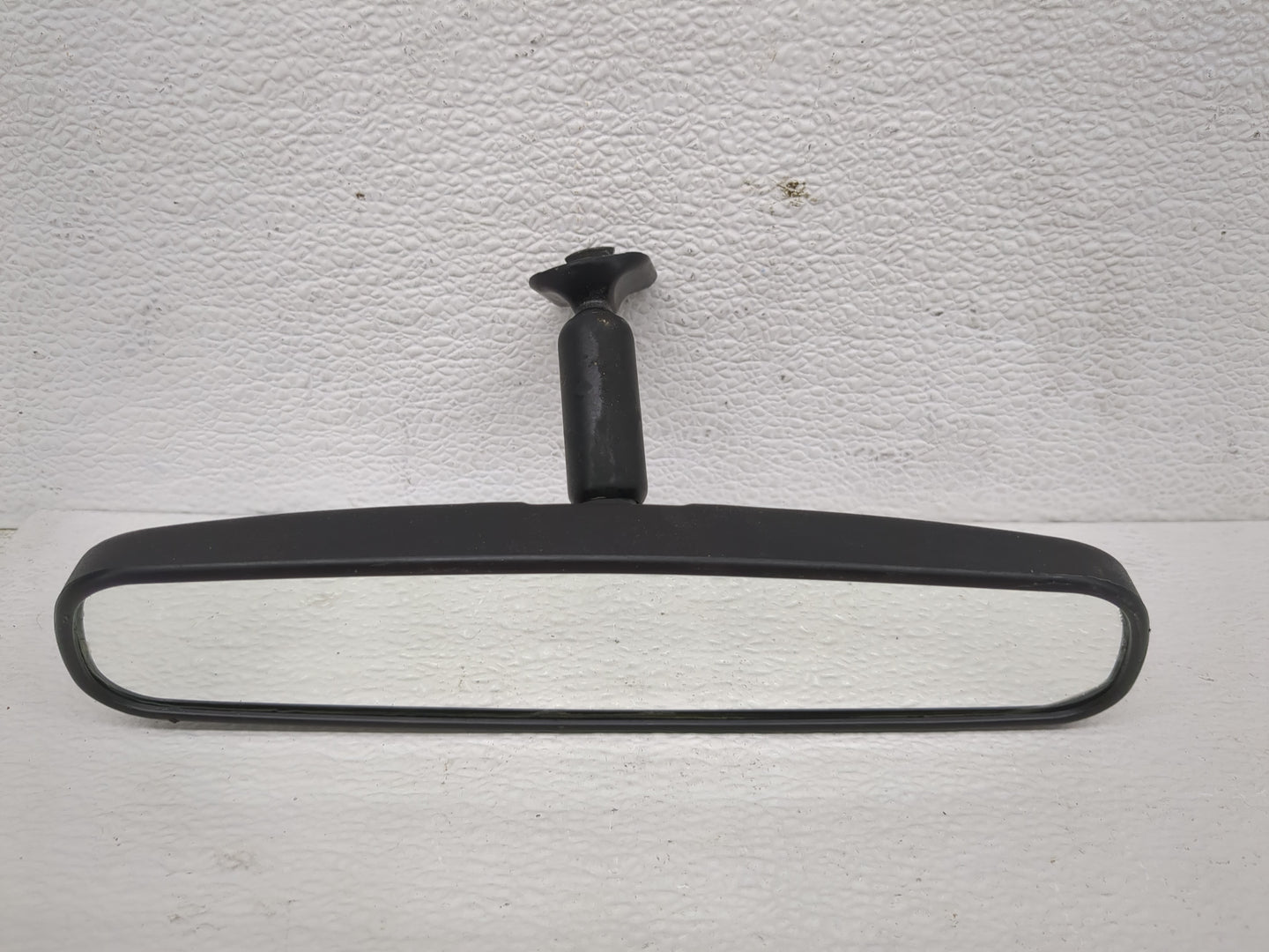 2021 Dodge Ram 2500 Interior Rear View Mirror Replacement OEM P/N:E11015617 Fits Fits 2017 2018 2019 2020 2022 OEM Used Auto