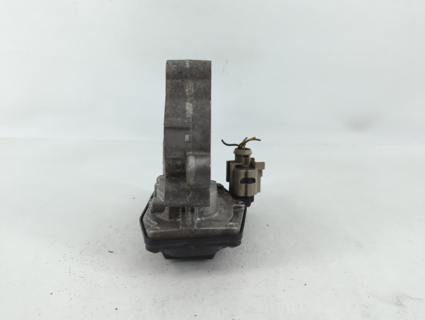 2021 Ford Bronco Throttle Body P/N:HX7G-9F991-AA C19 330 0077 Fits Fits 2018 2019 2020 2022 OEM Used Auto Parts - Oemusedaut