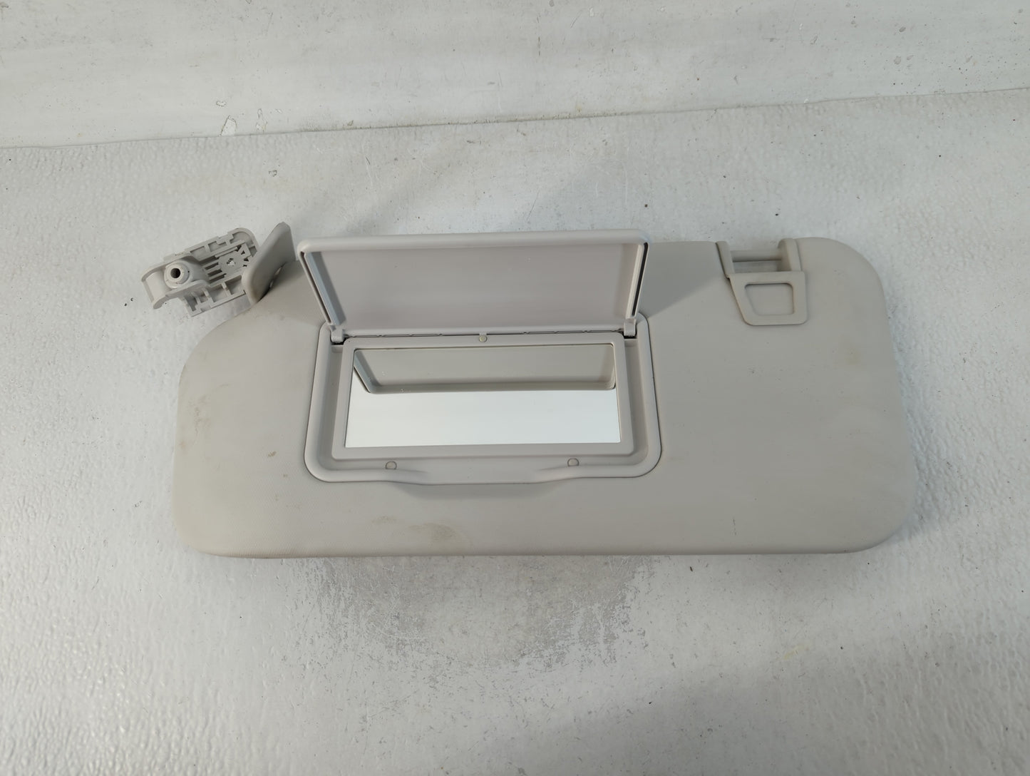 2021-2022 Ford Bronco Sun Visor Shade Replacement Driver Left Mirror Fits Fits 2021 2022 OEM Used Auto Parts - Oemusedautopa