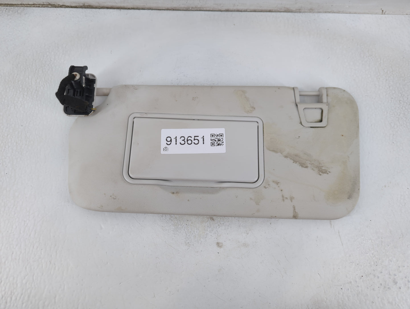 2021-2022 Ford Bronco Sun Visor Shade Replacement Driver Left Mirror Fits Fits 2021 2022 OEM Used Auto Parts - Oemusedautopa
