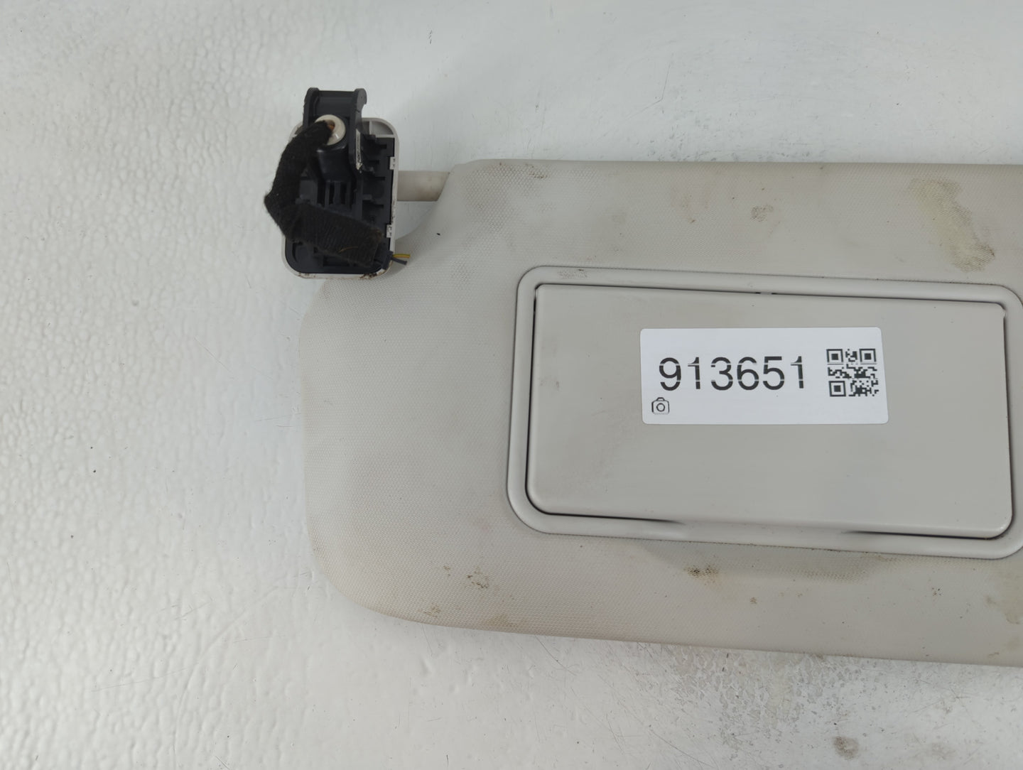2021-2022 Ford Bronco Sun Visor Shade Replacement Driver Left Mirror Fits Fits 2021 2022 OEM Used Auto Parts - Oemusedautopa