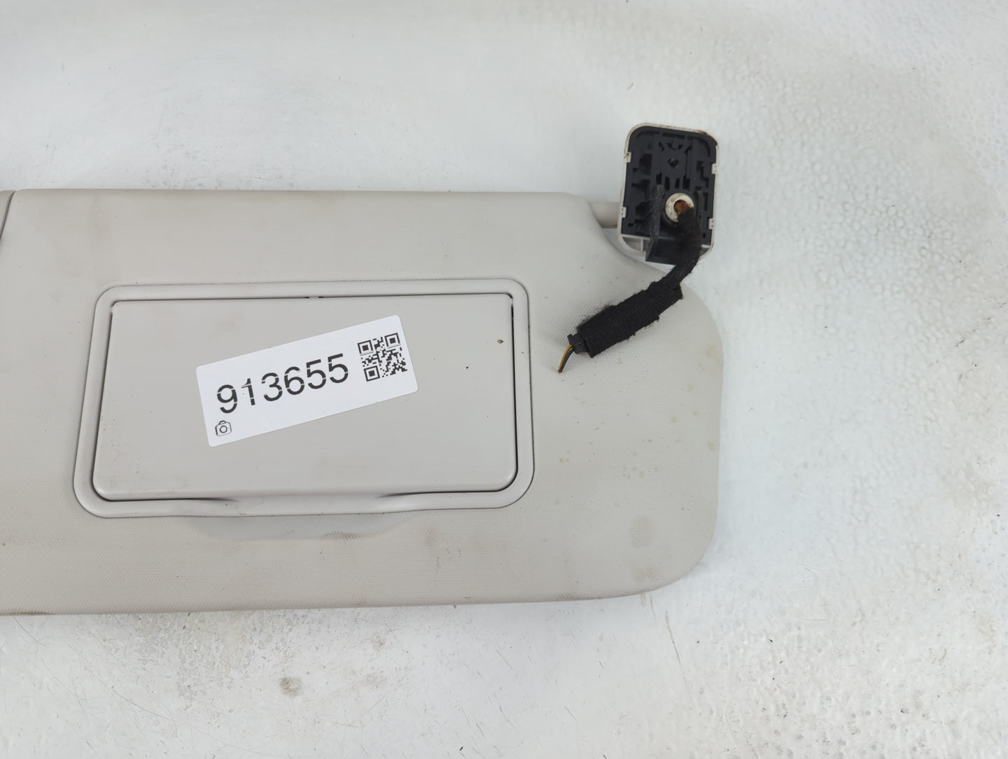 2021-2022 Ford Bronco Sun Visor Shade Replacement Passenger Right Mirror Fits Fits 2021 2022 OEM Used Auto Parts - Oemusedau