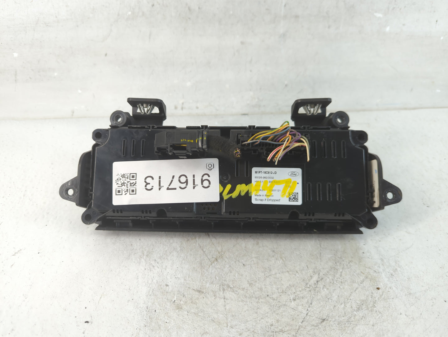 2021 Ford Bronco Climate Control Module Temperature AC/Heater Replacement P/N:12931121 M1PT-18C612-JD Fits OEM Used Auto Par