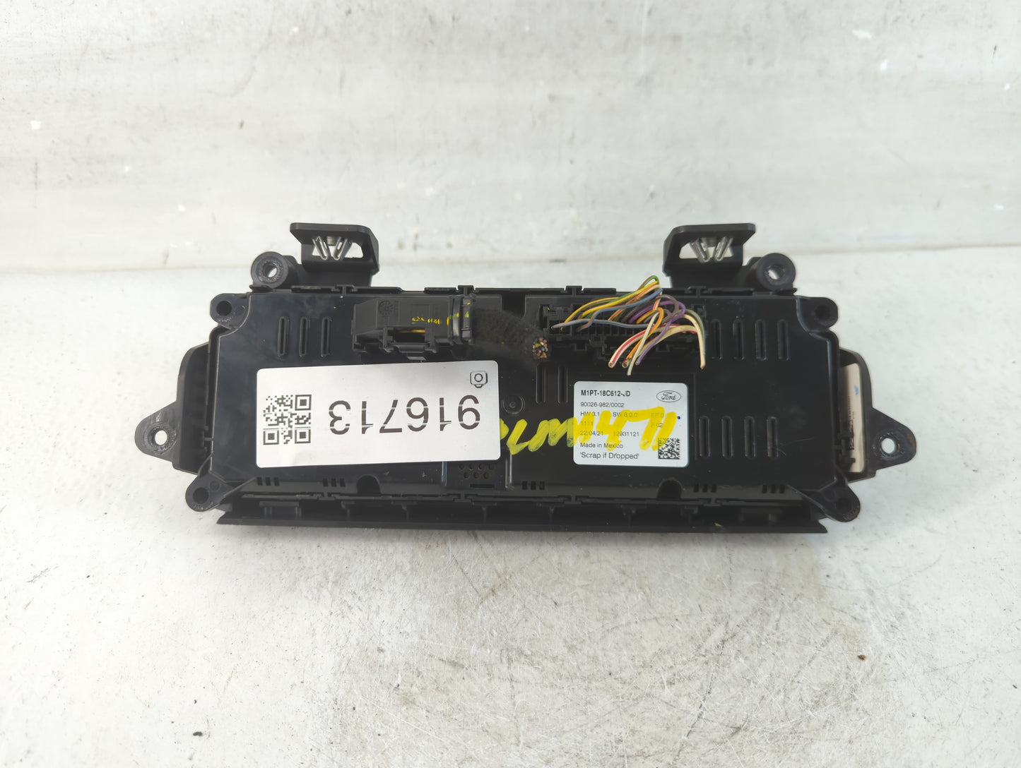 2021 Ford Bronco Climate Control Module Temperature AC/Heater Replacement P/N:12931121 M1PT-18C612-JD Fits OEM Used Auto Par