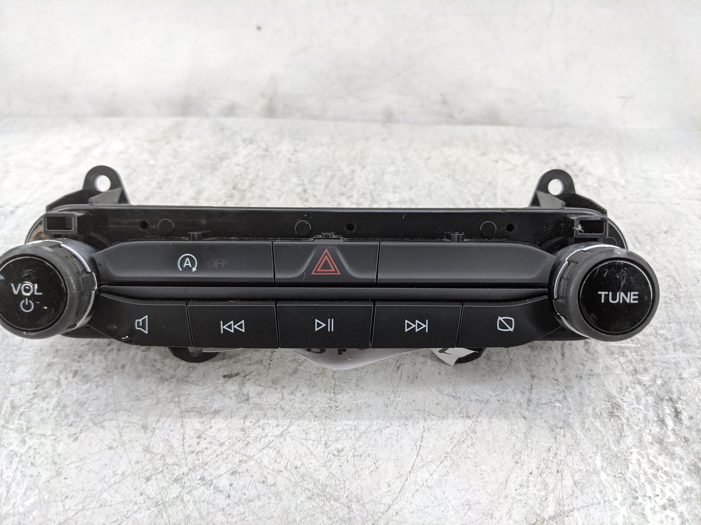 2021-2022 Ford Bronco Sport Radio Control Panel 1478164 - Oemusedautoparts1.com