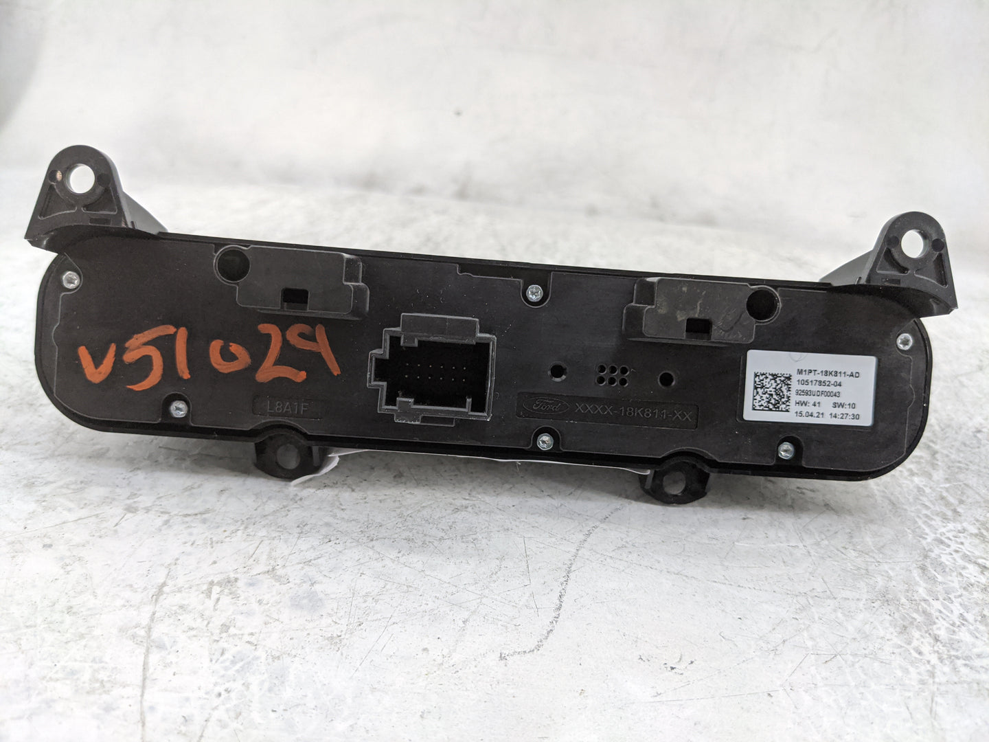 2021-2022 Ford Bronco Sport Radio Control Panel 1478164 - Oemusedautoparts1.com