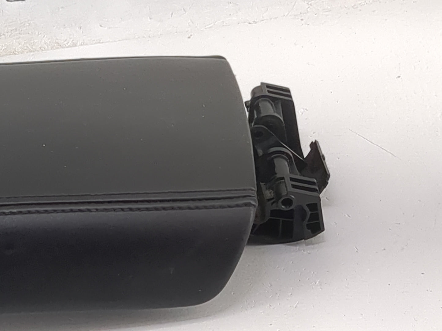 2021 Ford Bronco Sport Center Console Armrest Cover Lid Fits OEM Used Auto Parts - Oemusedautoparts1.com