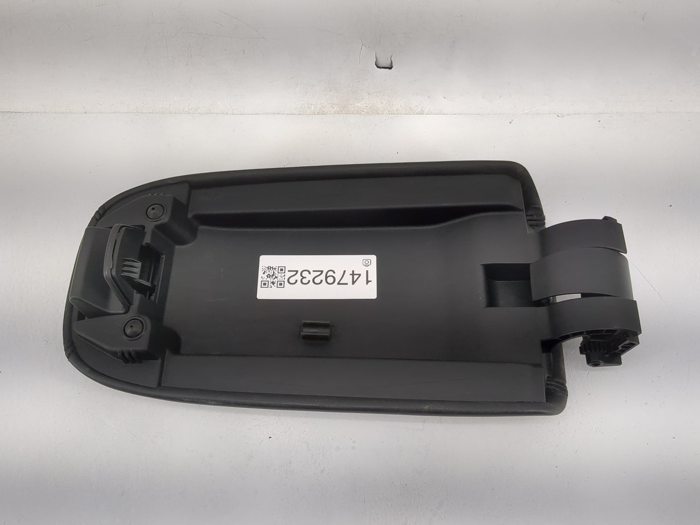2021 Ford Bronco Sport Center Console Armrest Cover Lid Fits OEM Used Auto Parts - Oemusedautoparts1.com
