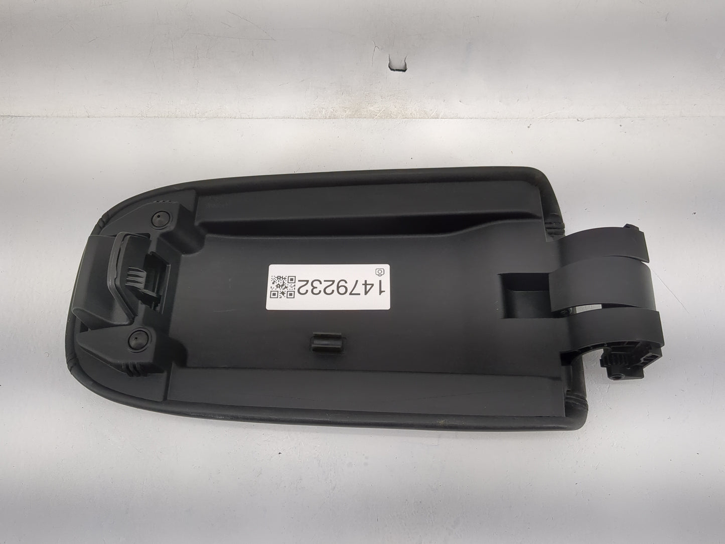 2021 Ford Bronco Sport Center Console Armrest Cover Lid Fits OEM Used Auto Parts - Oemusedautoparts1.com