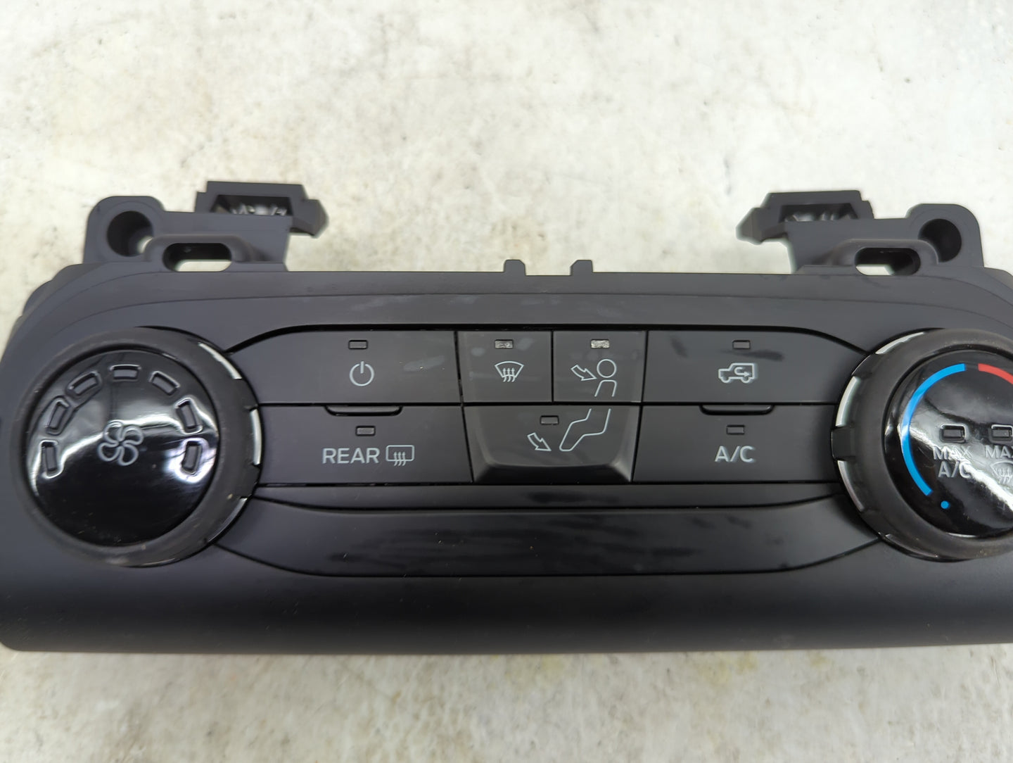 2021-2022 Ford Bronco Sport Climate Control Module Temperature AC/Heater Replacement P/N:M1PT-19980-AD CX482 AC Fits OEM Use