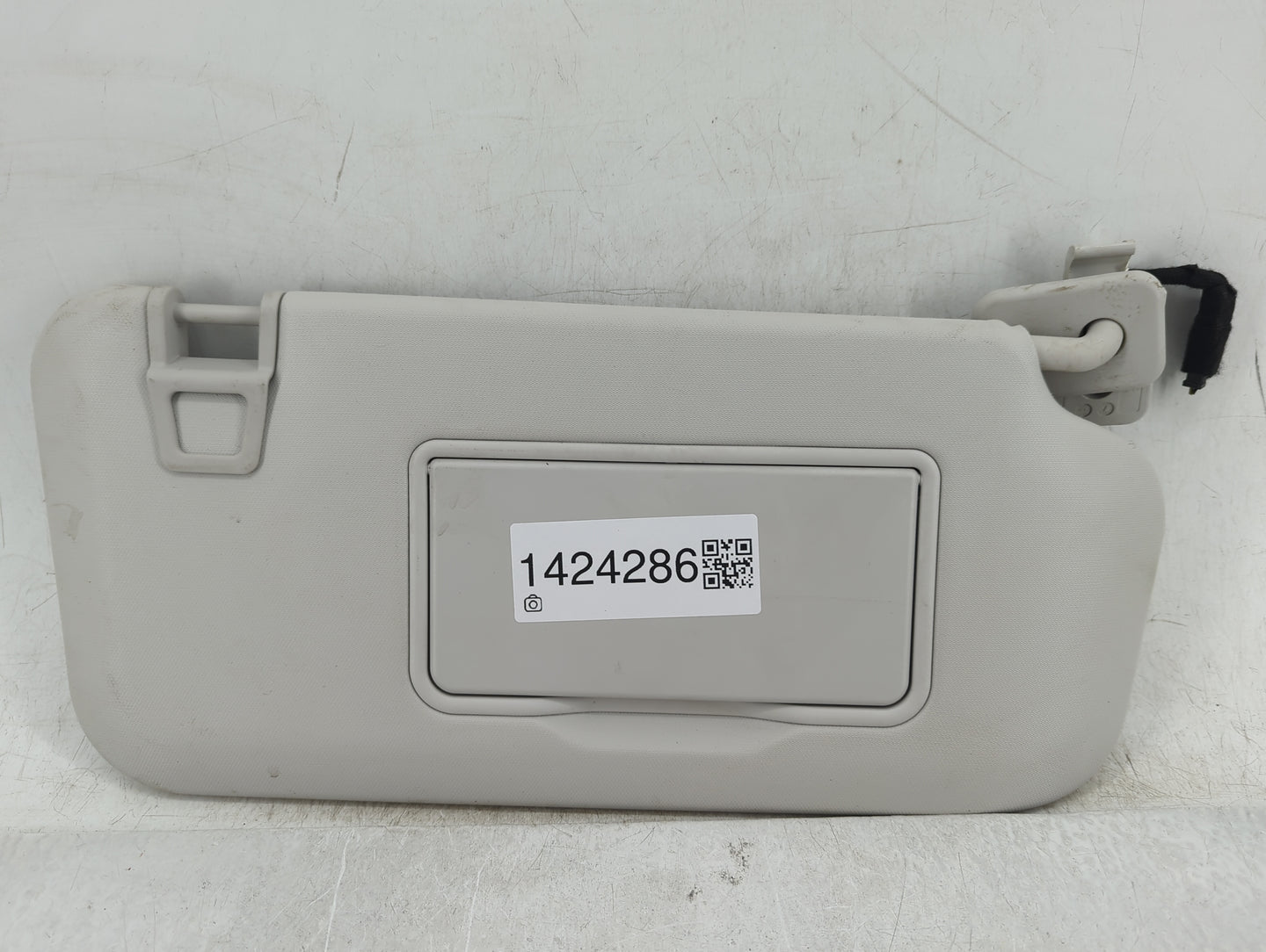 2021-2022 Ford Bronco Sport Sun Visor Shade Replacement Passenger Right Mirror Fits Fits 2021 2022 OEM Used Auto Parts - Oem