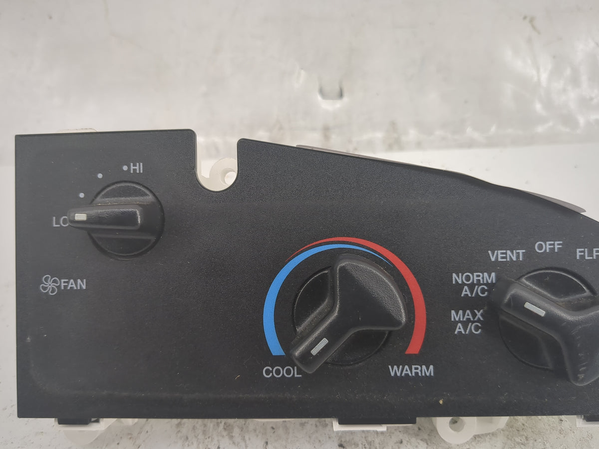 2021 Ford E-350 Super Duty Climate Control Module Temperature AC/Heater Replacement P/N:LC2T-19E764-AA Fits OEM Used Auto Pa