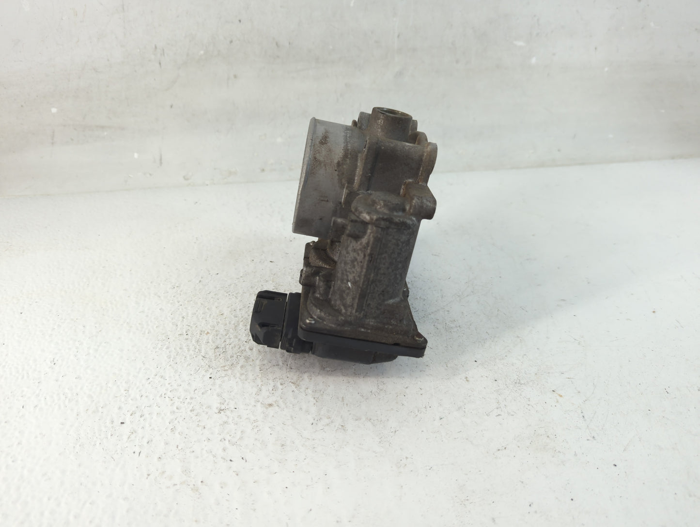 2018-2021 Ford Ecosport Throttle Body P/N:0927 152006P20 Fits Fits 2018 2019 2020 2021 OEM Used Auto Parts - Oemusedautopart
