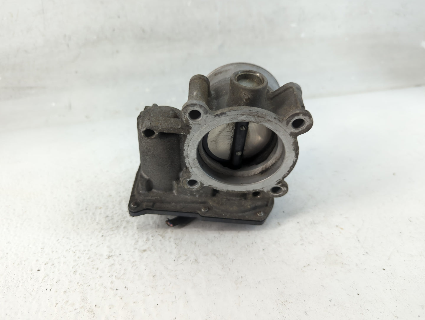 2018-2021 Ford Ecosport Throttle Body P/N:0927 152006P20 Fits Fits 2018 2019 2020 2021 OEM Used Auto Parts - Oemusedautopart