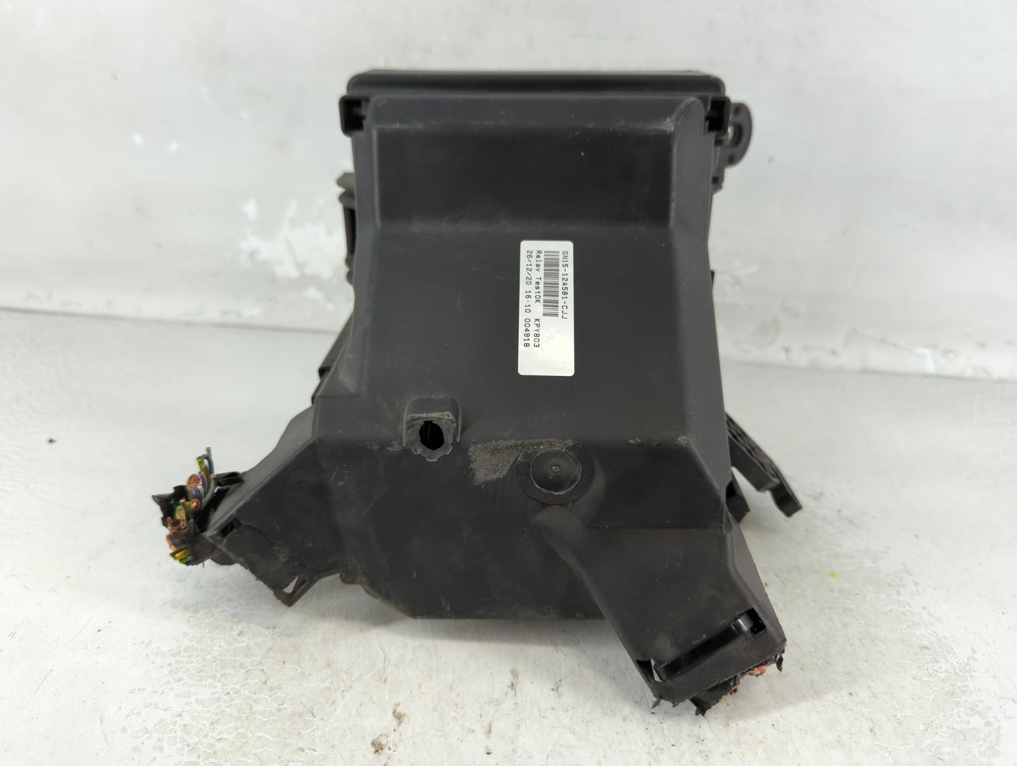 2021 Ford Ecosport Fusebox Fuse Box Panel Relay Module P/N:GN15-12A581-CJJ Fits OEM Used Auto Parts - Oemusedautoparts1.com