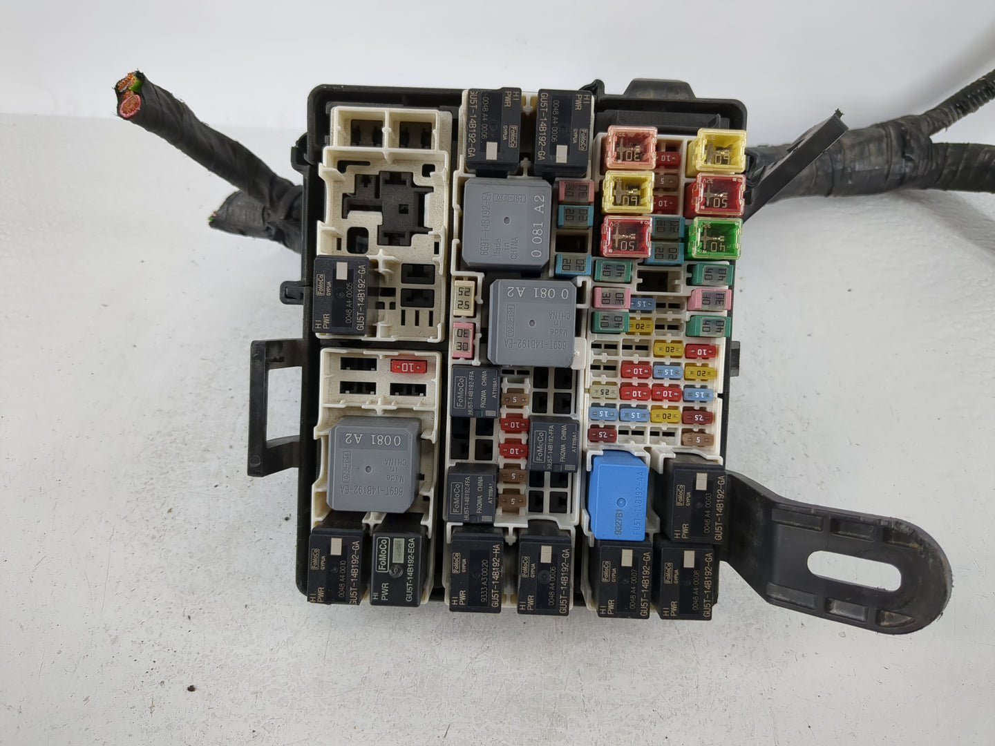 2021 Ford Ecosport Fusebox Fuse Box Panel Relay Module P/N:GN15-12A581-CJH Fits OEM Used Auto Parts - Oemusedautoparts1.com
