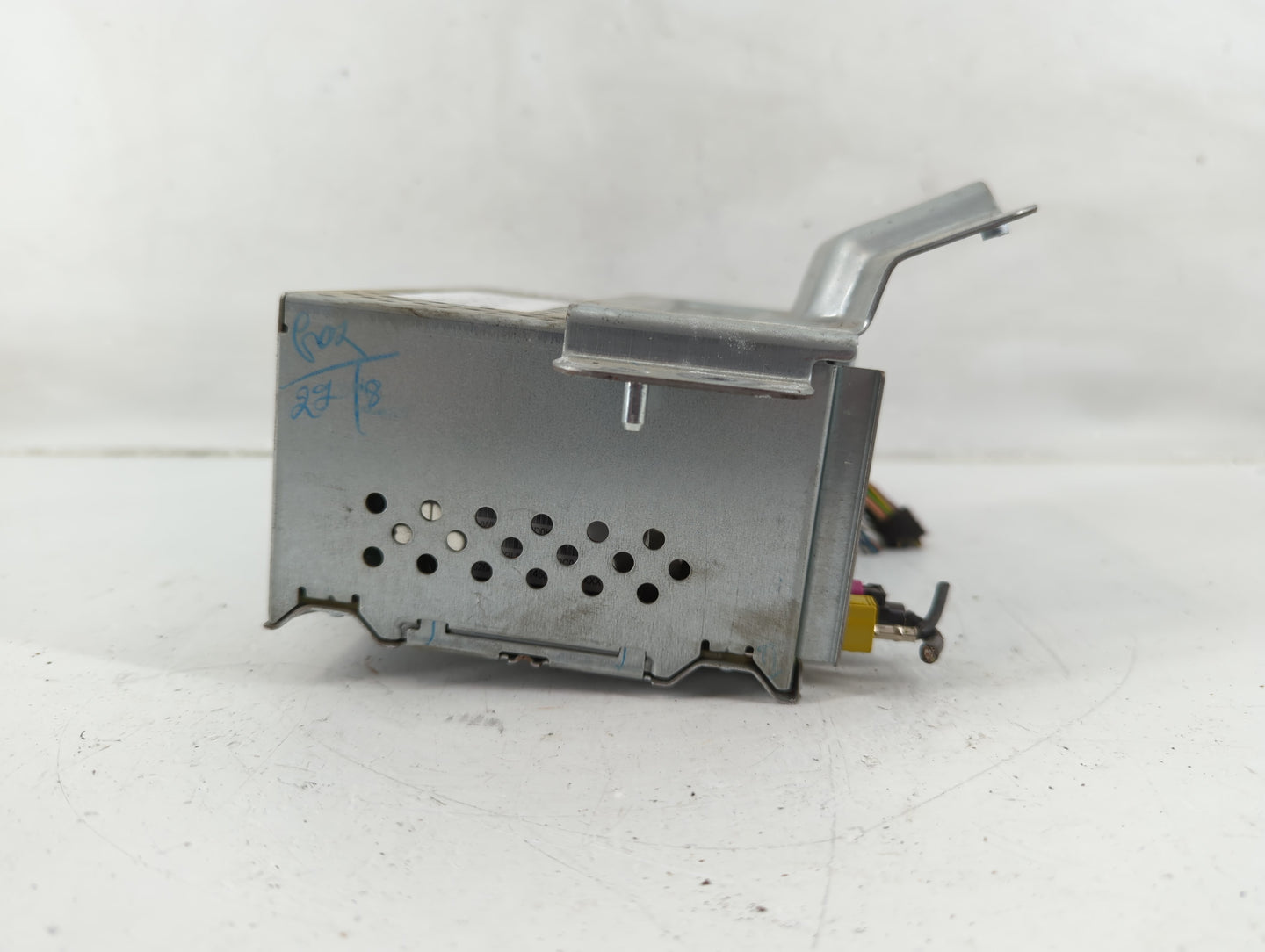 2021-2022 Ford Ecosport Radio AM FM Cd Player Receiver Replacement P/N:LU5T-18K810-KG Fits Fits 2021 2022 OEM Used Auto Part