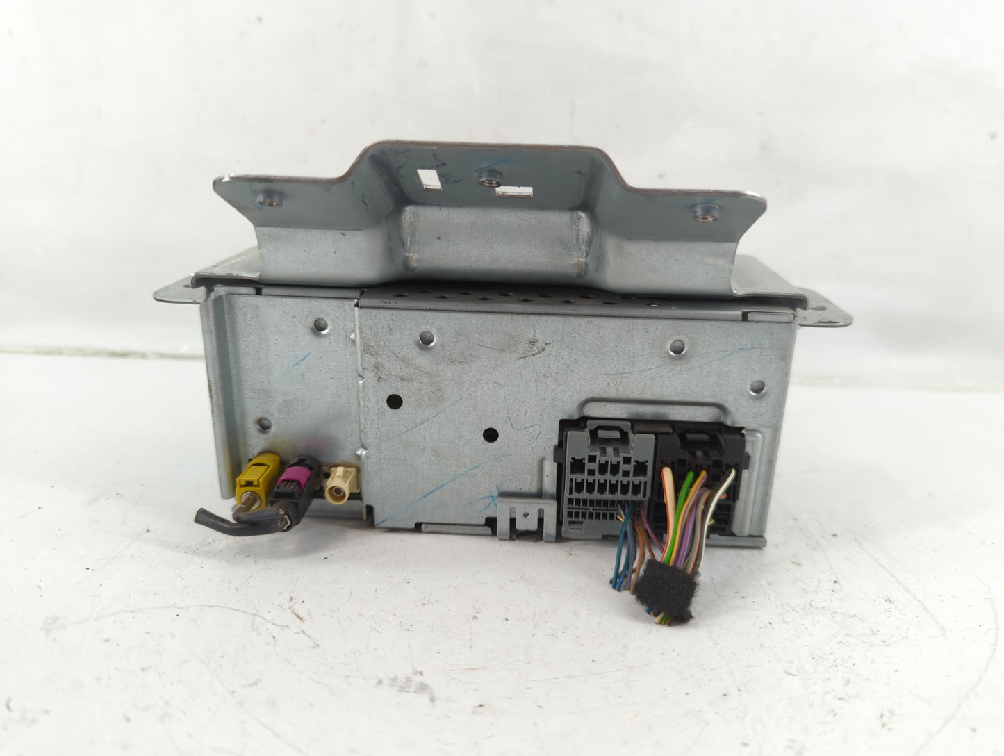 2021-2022 Ford Ecosport Radio AM FM Cd Player Receiver Replacement P/N:LU5T-18K810-KG Fits Fits 2021 2022 OEM Used Auto Part