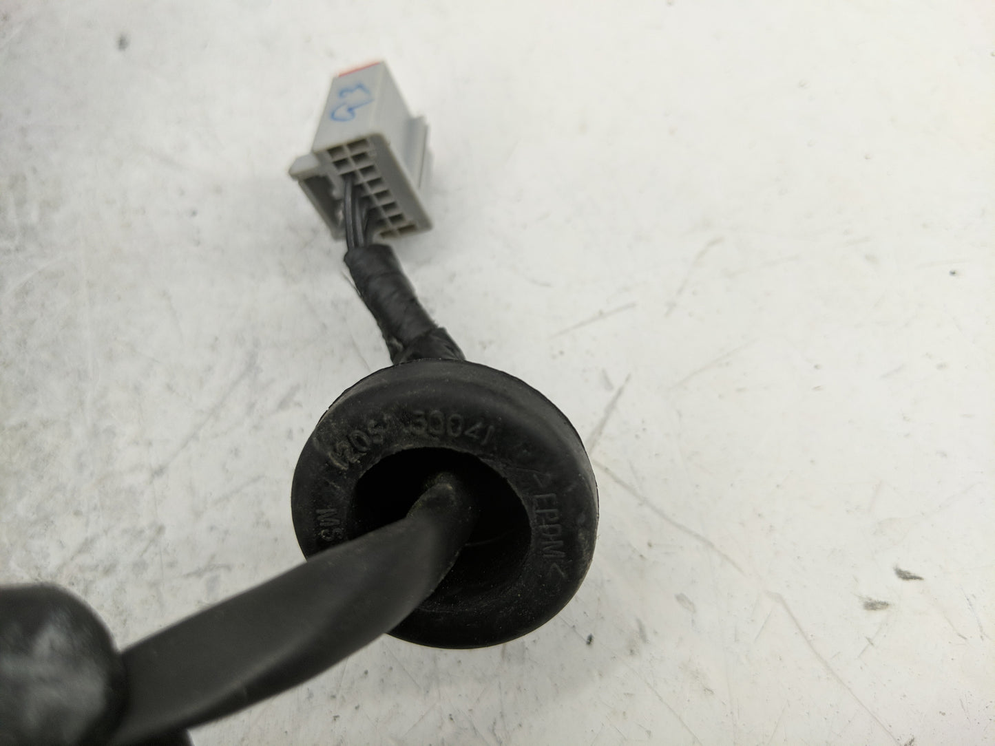 2018-2022 Ford Ecosport Side Mirror Replacement Passenger Right View Door Mirror P/N:E4044014 6003002 Fits OEM Used Auto Par