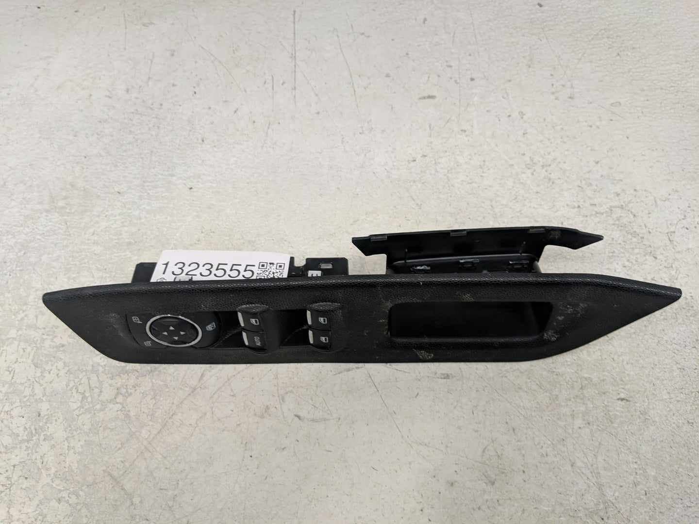 2018-2022 Ford Ecosport Master Power Window Switch Replacement Driver Side Left P/N:GN15-14A132-MA Fits OEM Used Auto Parts 