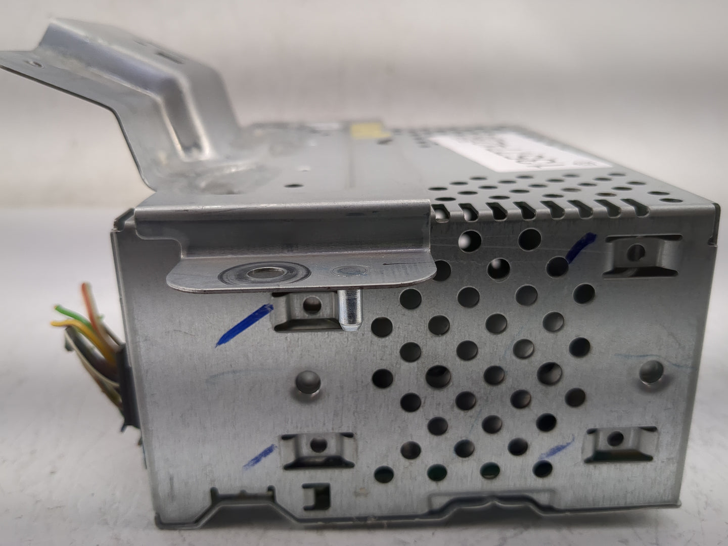 2018-2022 Ford Ecosport Radio AM FM Cd Player Receiver Replacement P/N:HN1T-18C815-FS LU5T-18K810-KG Fits OEM Used Auto Part