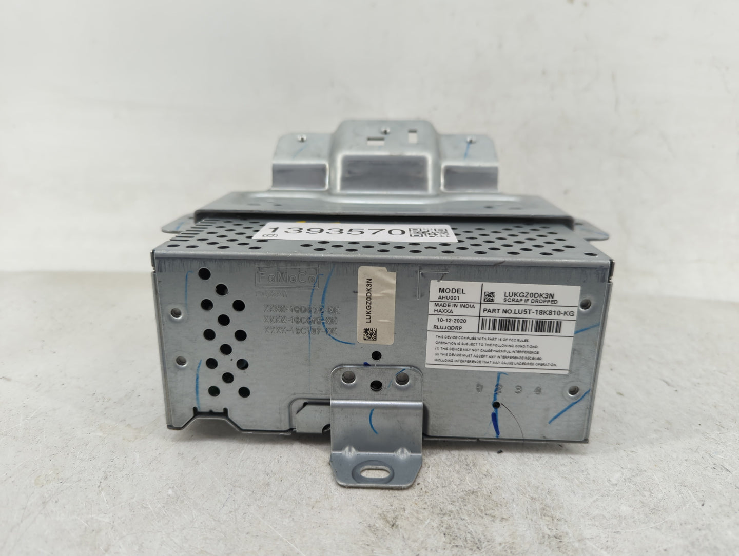 2021-2022 Ford Ecosport Radio AM FM Cd Player Receiver Replacement P/N:LU5T-18K810-KG Fits Fits 2021 2022 OEM Used Auto Part